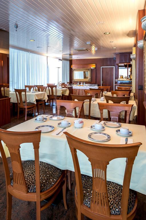 Hotel Churchill Женева Екстериор снимка