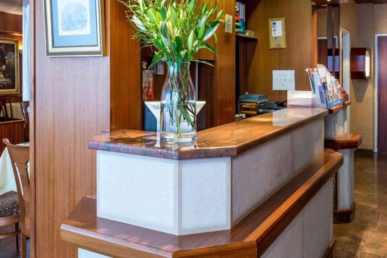 Hotel Churchill Женева Екстериор снимка