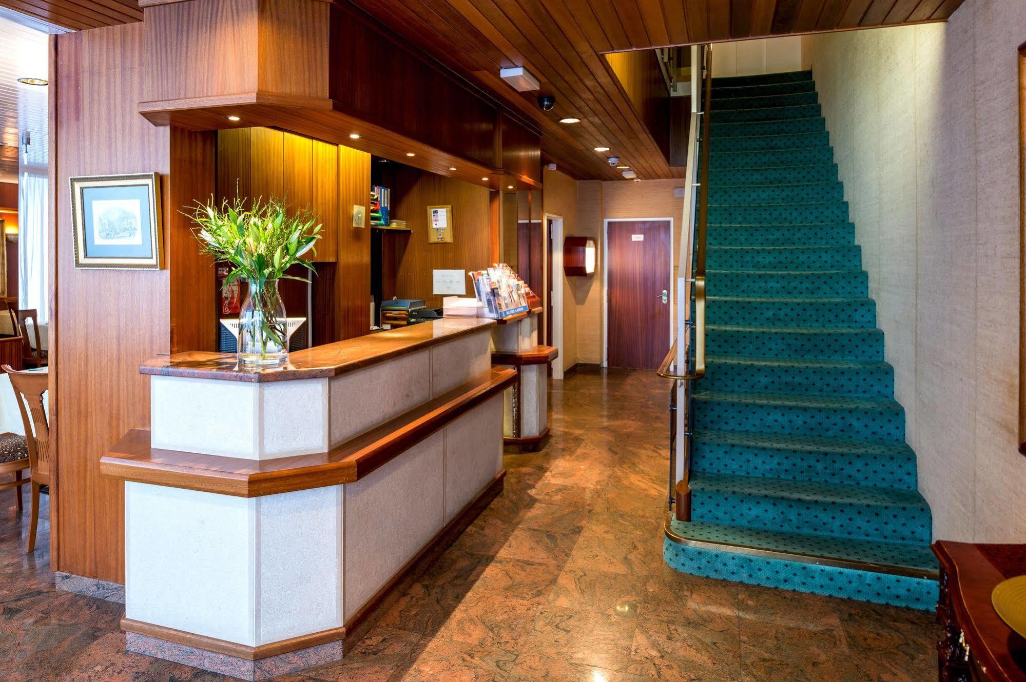 Hotel Churchill Женева Екстериор снимка